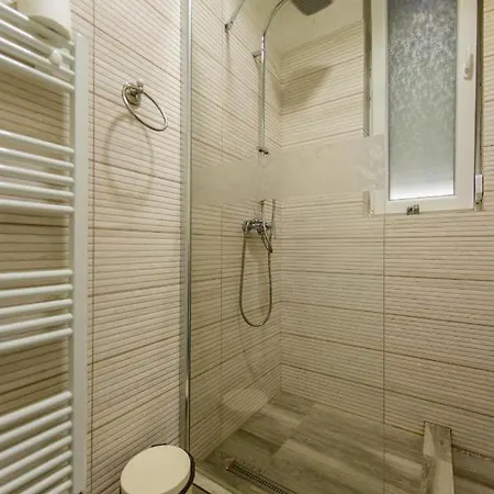 Anastasie * Navodari