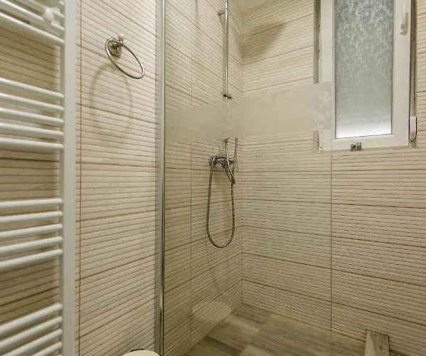 Anastasie * Năvodari